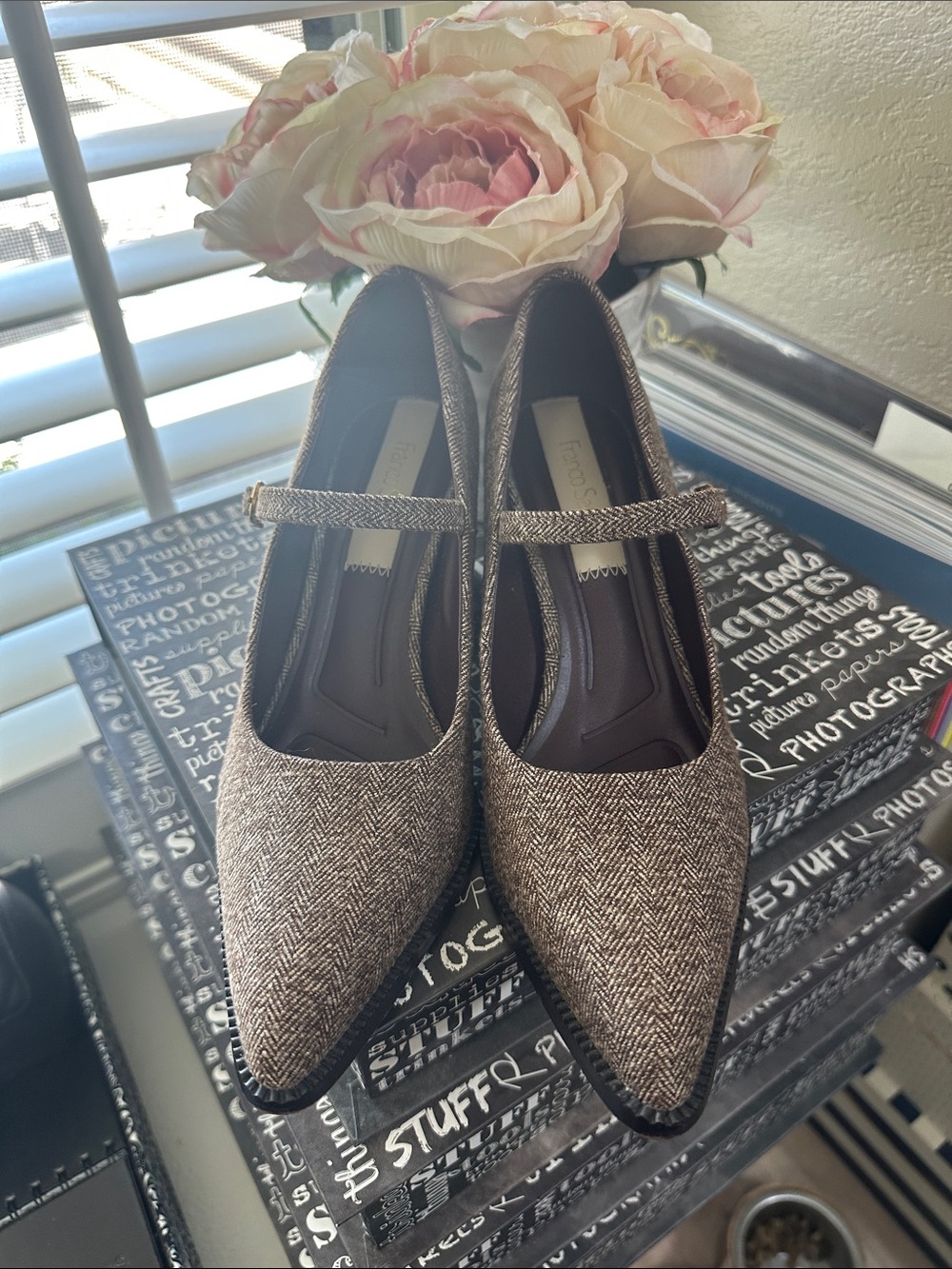 Franco Sarto L-Diane heeled Mary Jane in size 6.